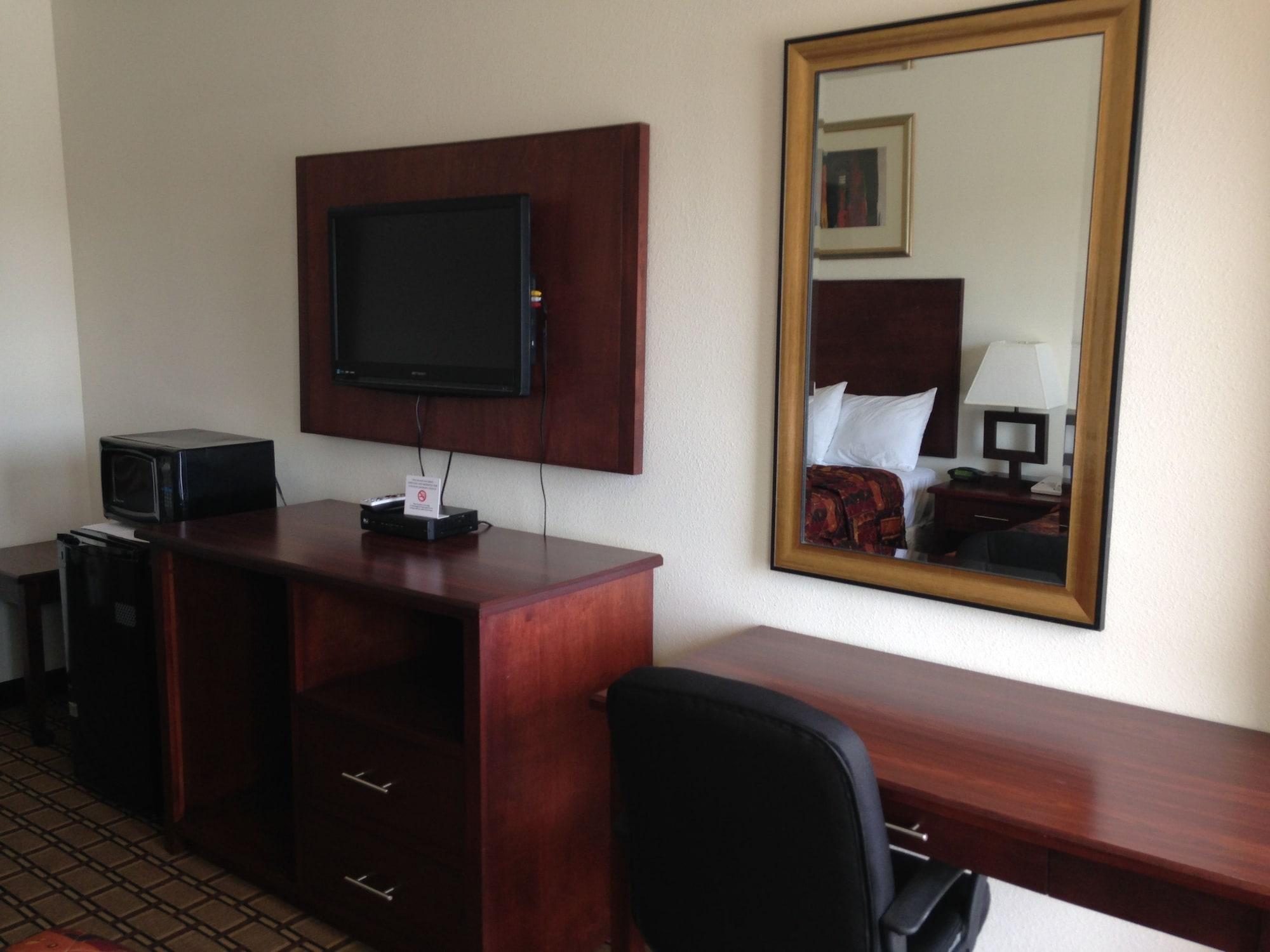 America Inn & Suites Ridgecrest Εξωτερικό φωτογραφία